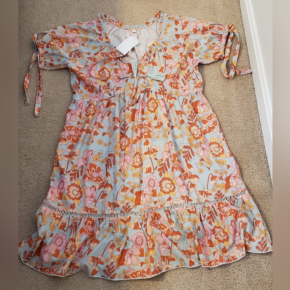 Pretty light weight Dress